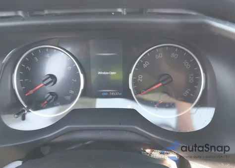 2021 Toyota Rav4 Xle Premium z USA, uszkodzony, nr VIN 2T3A1RFVXMW140938